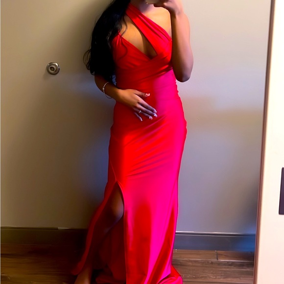 This is a red fashion nova dress, very nice and elegant. Only worn once. - Picture 1 of 3